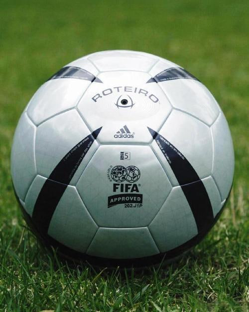 雷速比分即时篮球比分平台展示